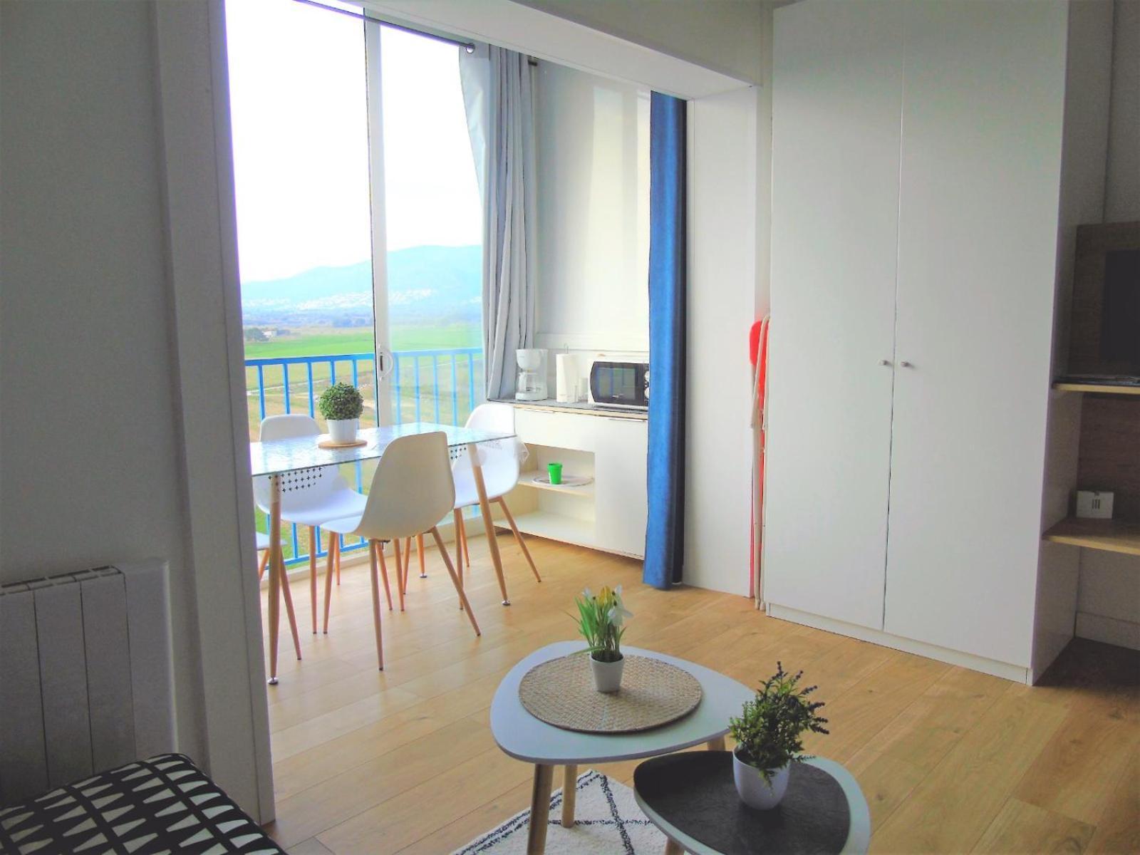 Apartamento Avec Piscine Et Vue Montagne Rosas