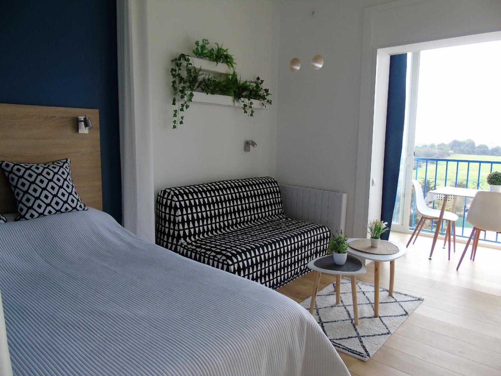 Avec Piscine Et Vue Montagne Apartamento